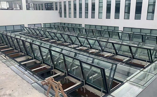 百安科技有限公司近期勉县排烟窗项目案例分享 百安科技有限公司近期勉县排烟窗项目案例分享