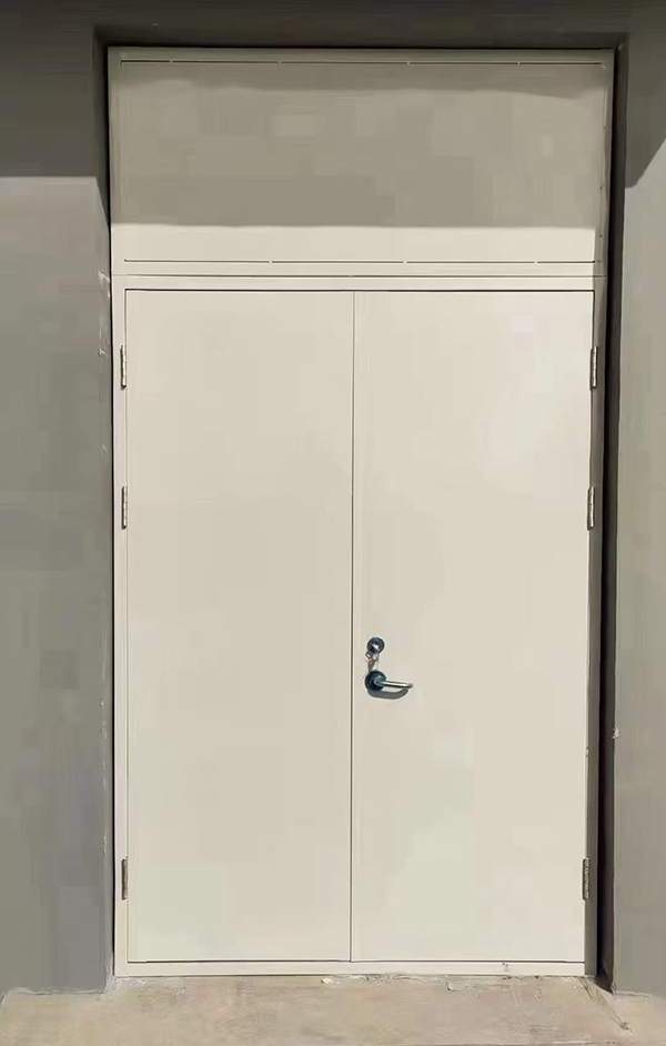 展览馆项目完成大跨度勉县防火门安装